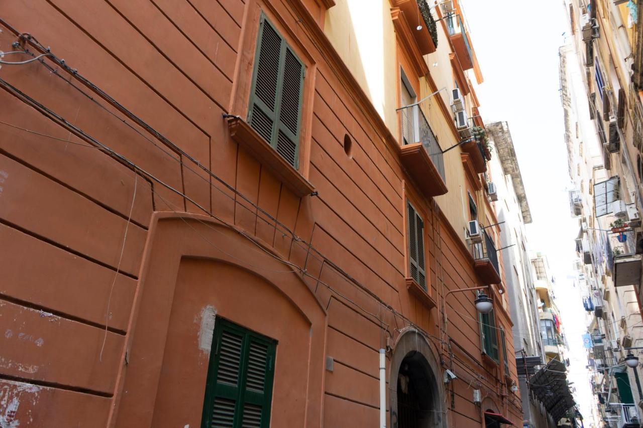 Donna Chiara Holiday House - Toledo Napels Buitenkant foto